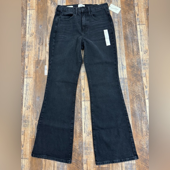 Universal Thread Denim - Universal Thread Women's Black High Rise Flare Legs Denim Jeans, Size 8R